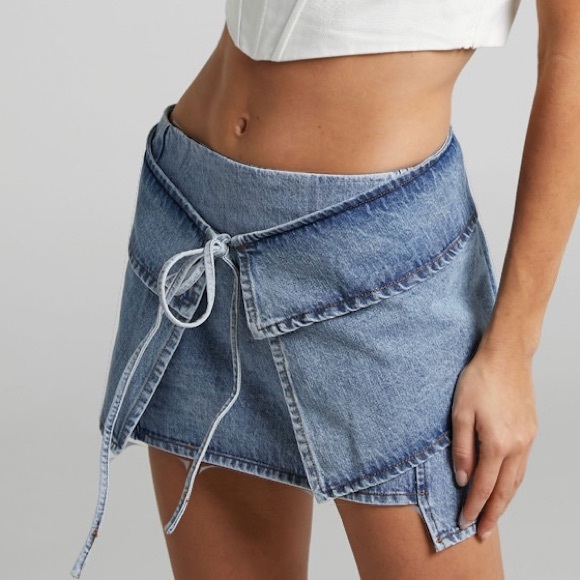 Lioness True Romance Denim Mini Skirt - Picture 3 of 8